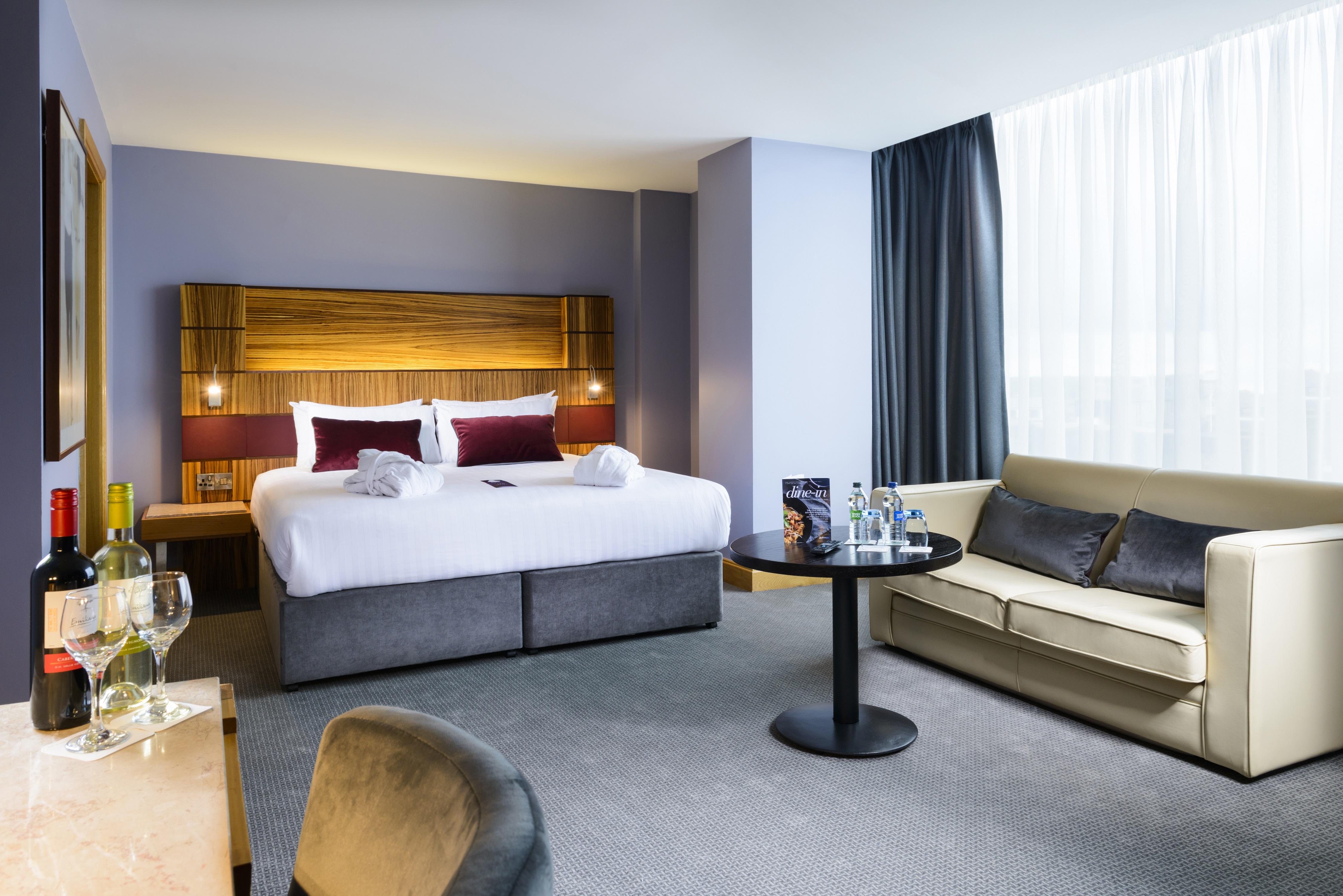 เรดิสัน บลู โฮเต็ล แอทโลน Hotel แอธลอน ภายนอก รูปภาพ